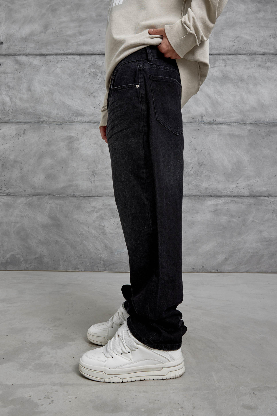 16398 Baggy Füme Taşlamalı Jean