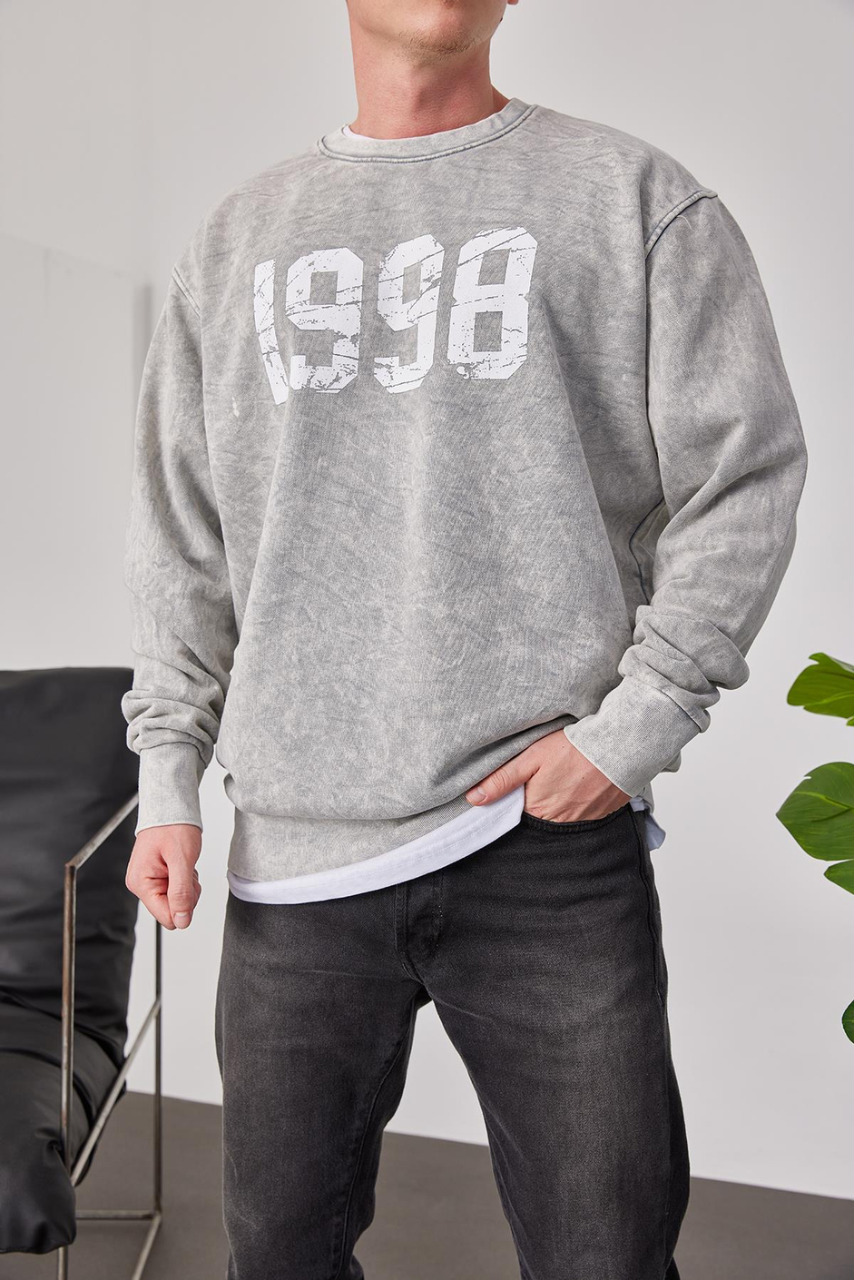 1998 Baskılı Gri Yıkamalı Sweatshirt