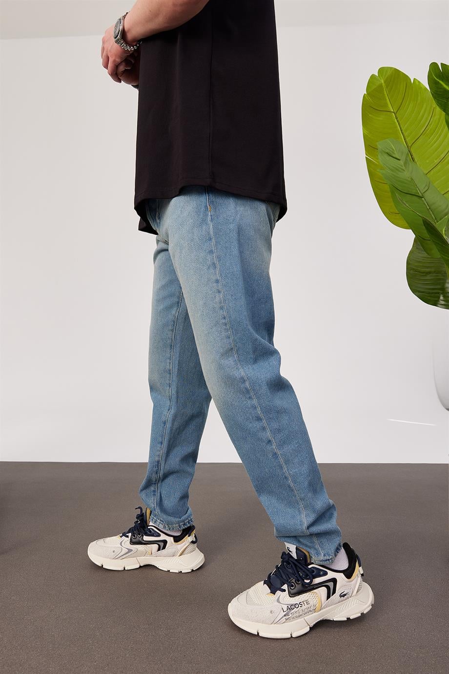 5101 Taşlamalı Jean