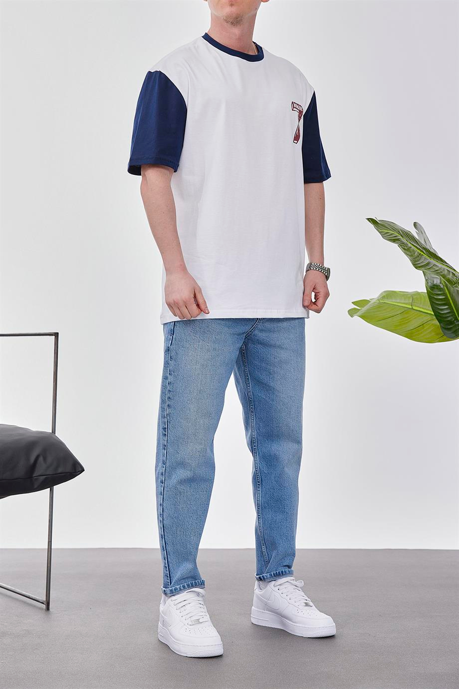 7 Baskılı Beyaz Tshirt