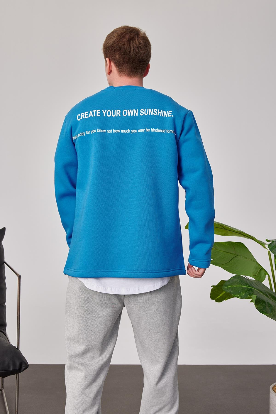 Arkası Yazılı Mavi Sweatshirt