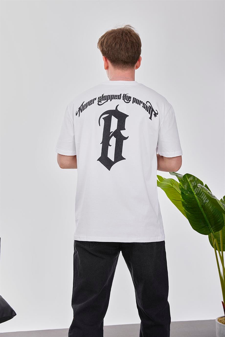 B Harf Beyaz Tshirt