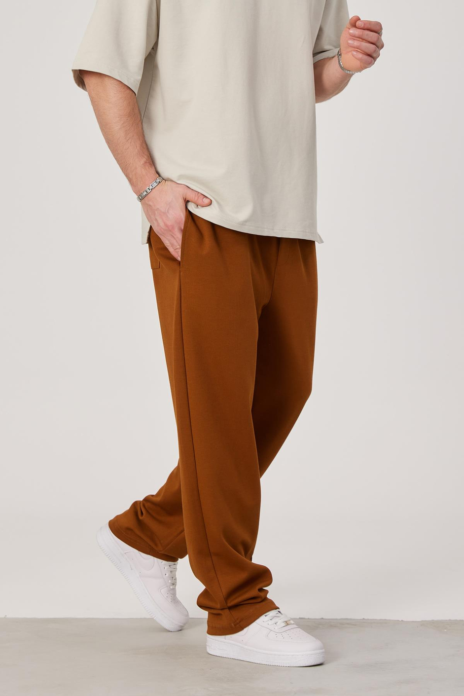 Basic Model Kahverengi Eşofman
