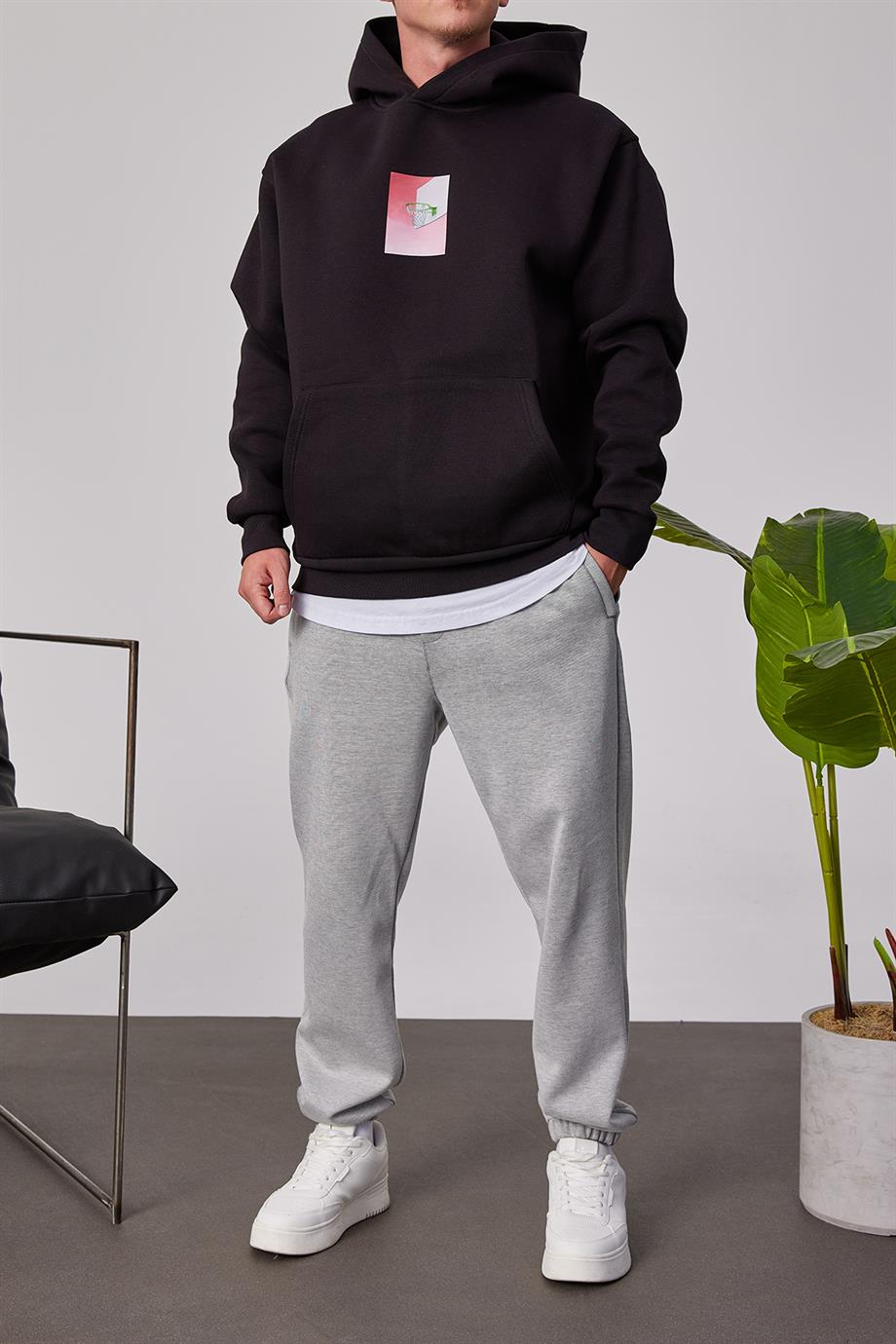Basket Potası Baskılı Siyah Kapüşonlu Sweatshirt