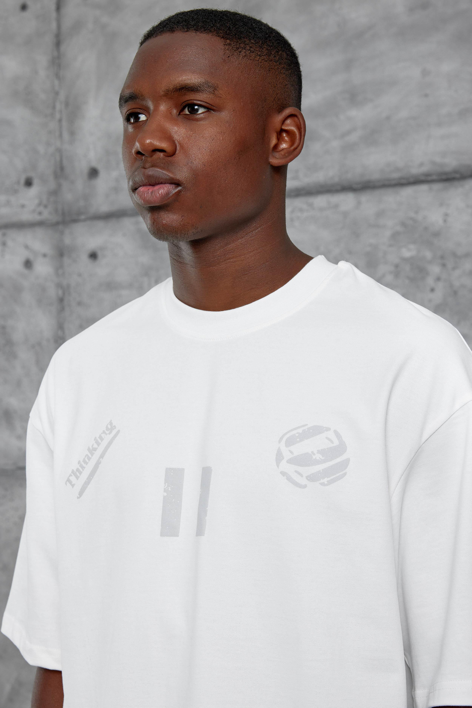 Beyaz 11 Thinking Baskılı Oversize Tshirt