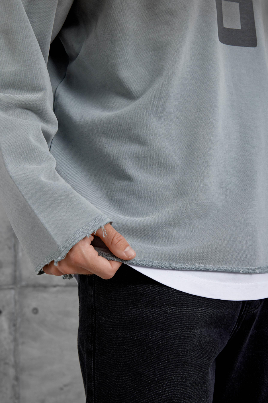 Beyaz 8 Rakam Baskılı Kolu Parçalı Oversize Sweatshirt