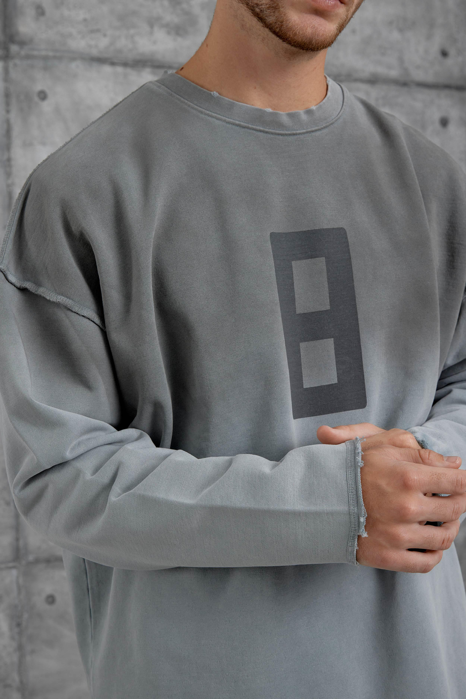 Beyaz 8 Rakam Baskılı Kolu Parçalı Oversize Sweatshirt