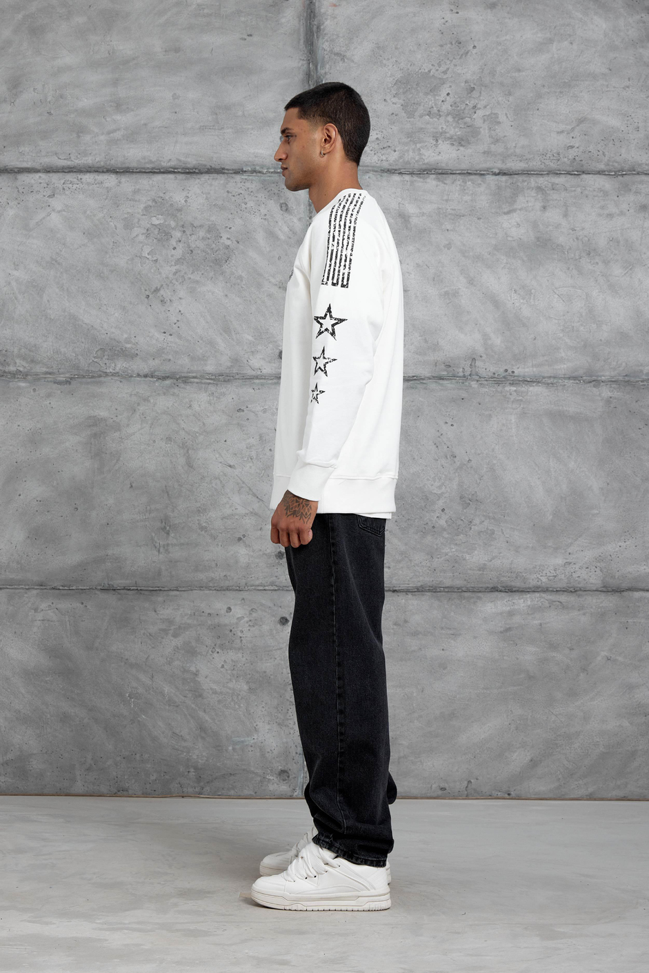 Beyaz 98 Baskılı Çizgili Tasarım Oversize Sweatshirt