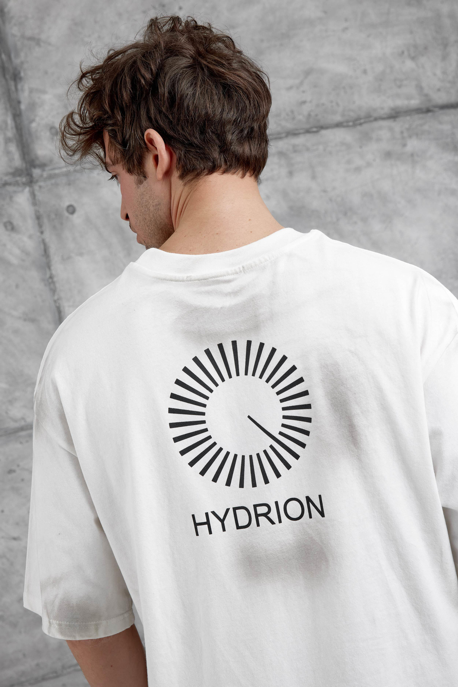 Beyaz Arka Hydrion Yazılı Oversize Tshirt