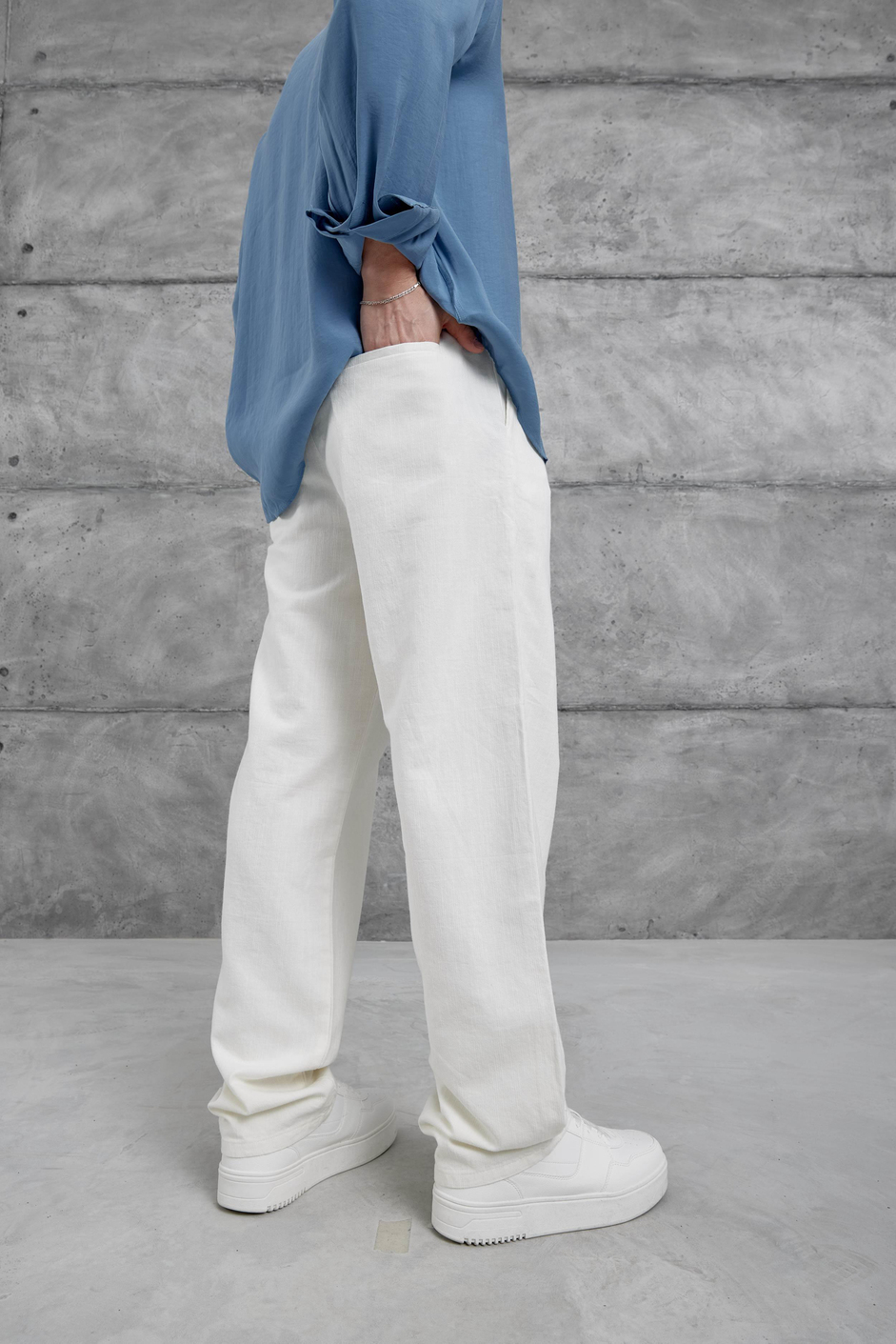 Beyaz Baggy Kalıp Gabardin Pantolon