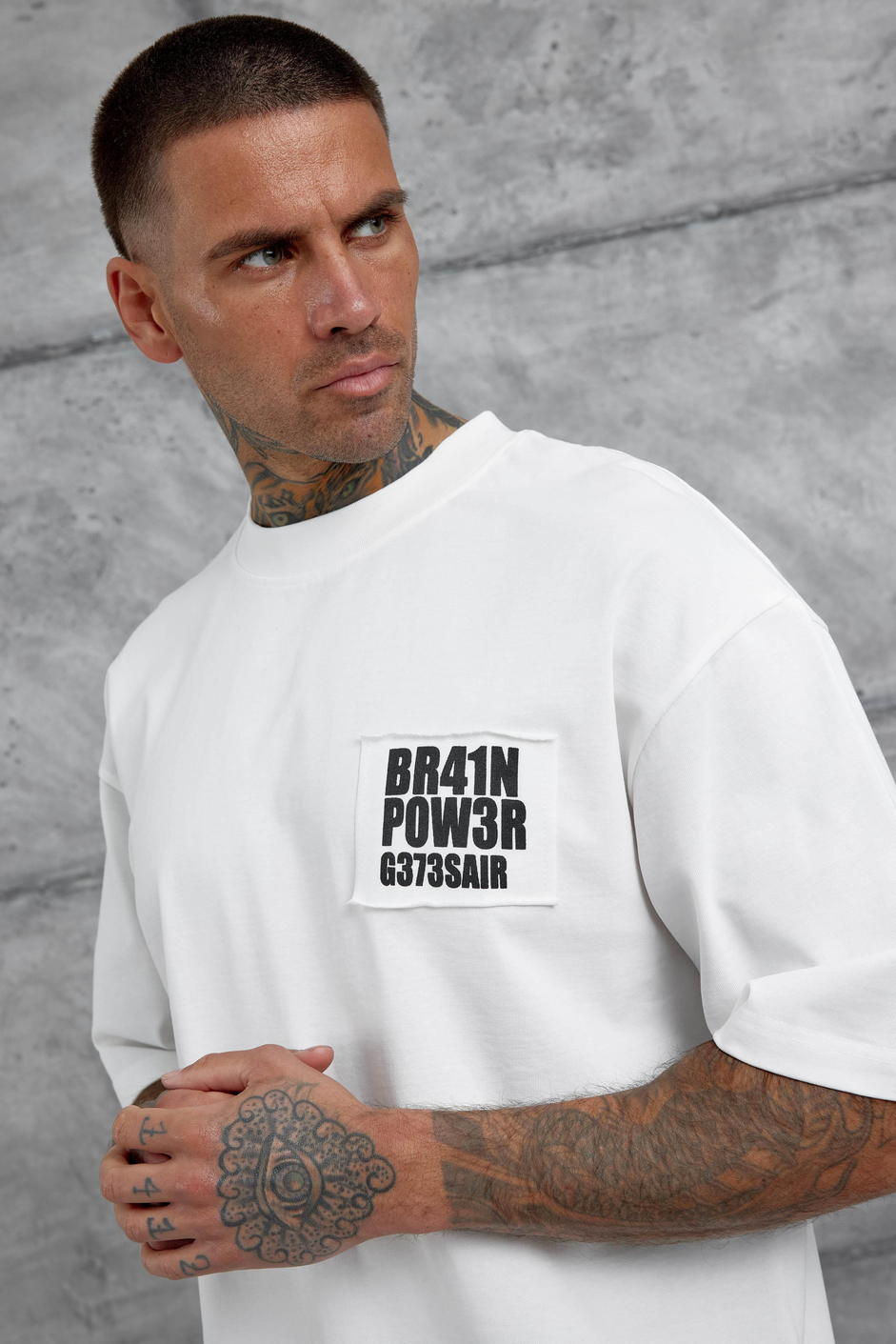 Beyaz Br41n Pow3r Yazılı Oversize Tshirt