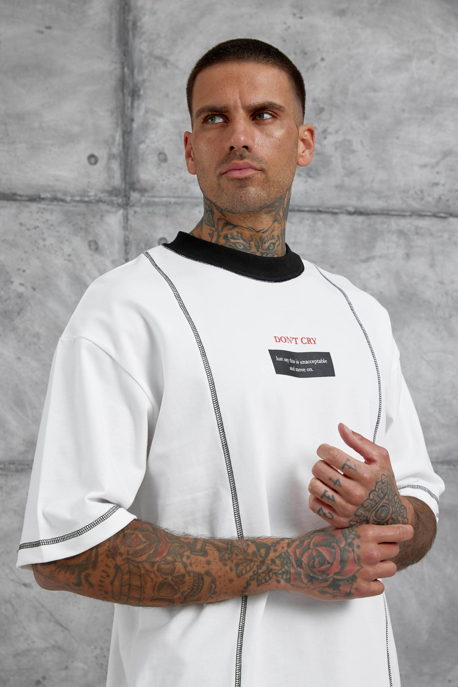 Beyaz Dont Cry Baskılı Oversize Tshirt