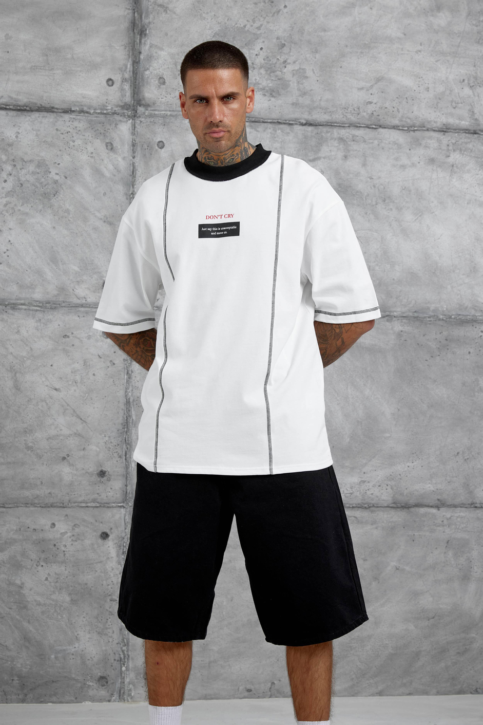 Beyaz Dont Cry Baskılı Oversize Tshirt