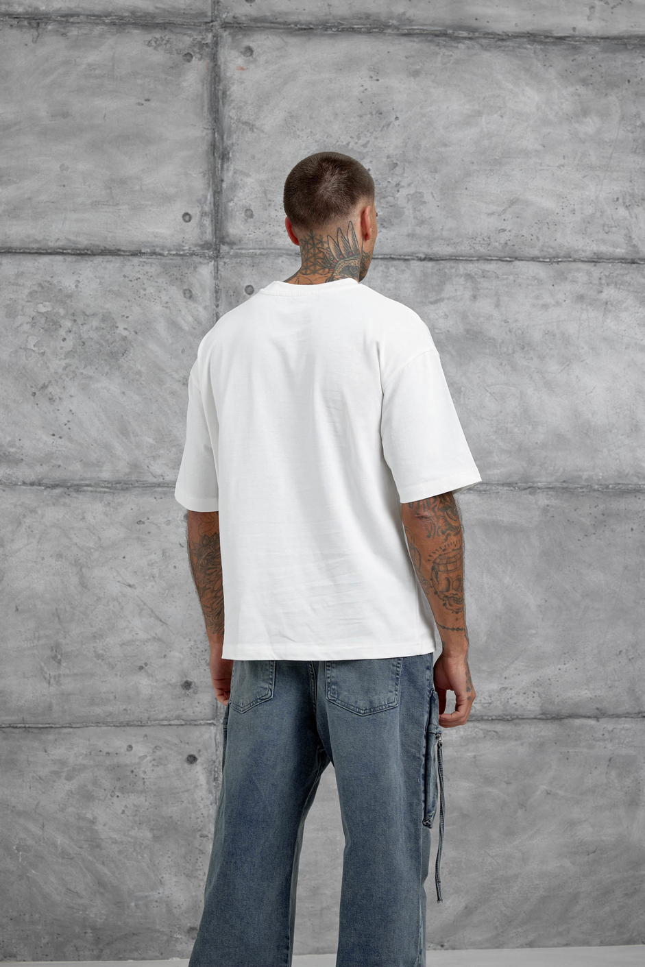 Beyaz Figür Baskılı Oversize Tshirt