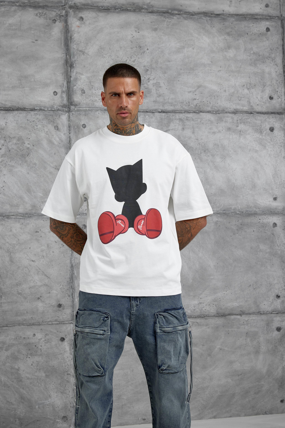 Beyaz Figür Baskılı Oversize Tshirt
