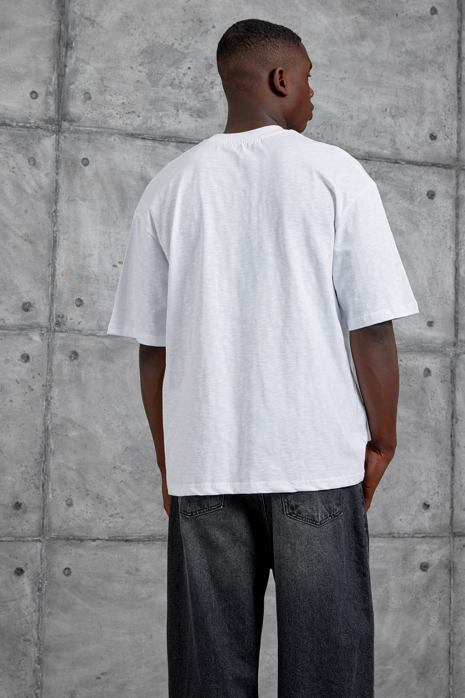 Beyaz III Baskılı Flamlı Kumaş Oversize Tshirt