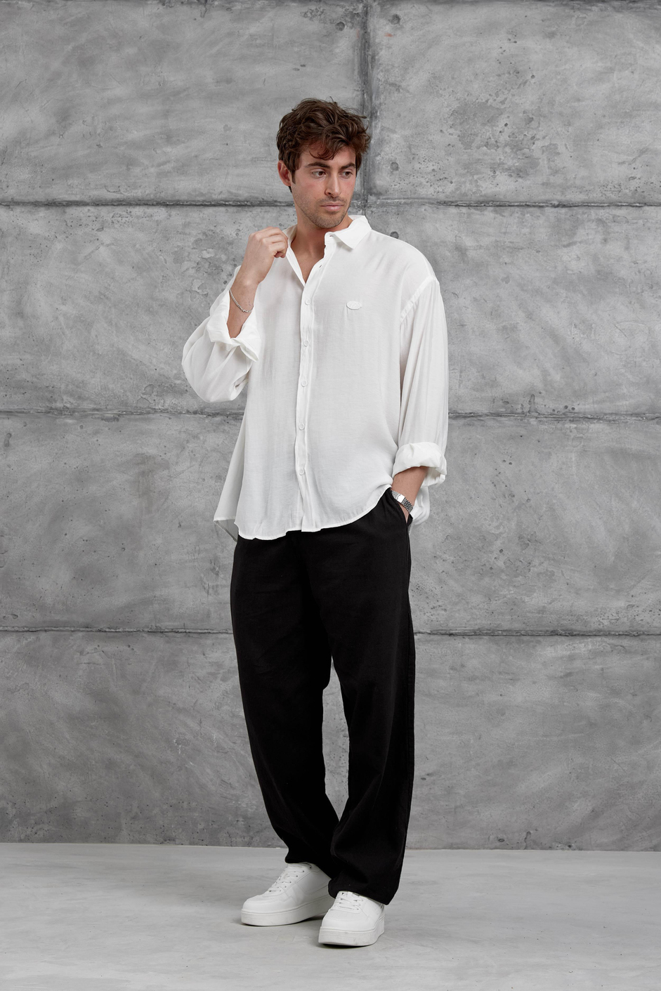 Beyaz Modal Kumaş Oversize Gömlek
