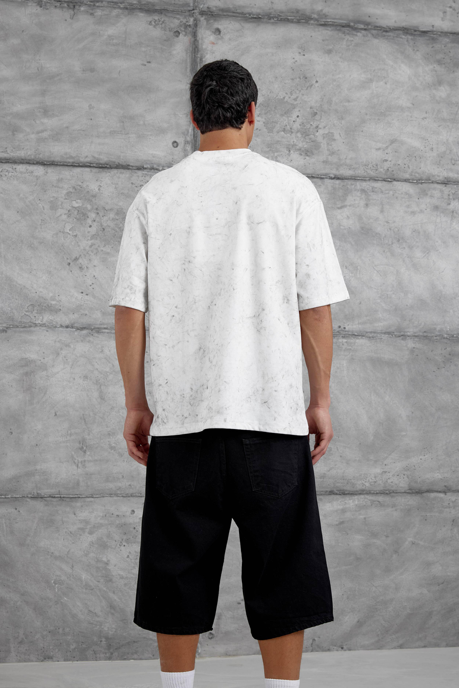 Beyaz Mrnearly Yazılı Oversize Tshirt
