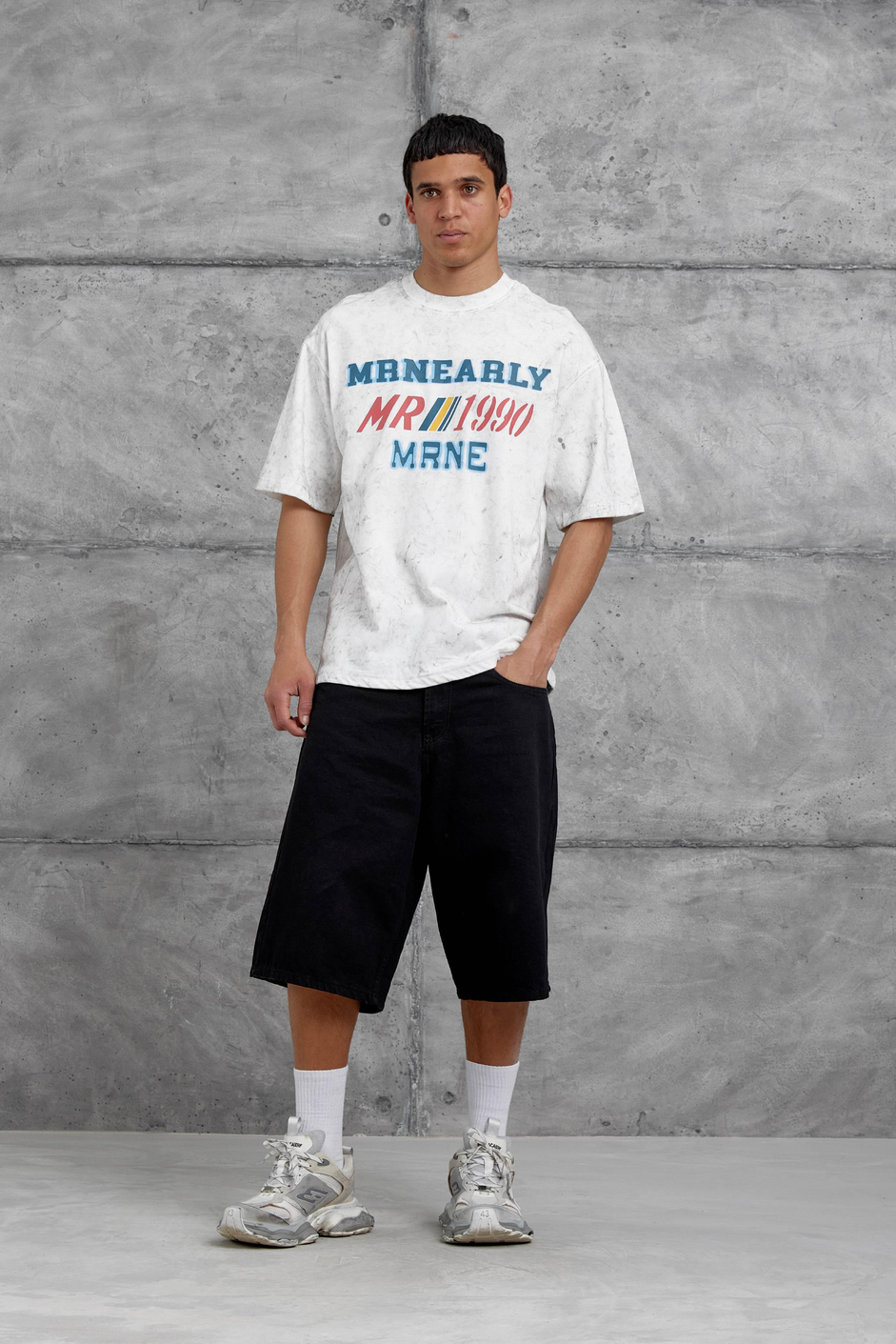Beyaz Mrnearly Yazılı Oversize Tshirt