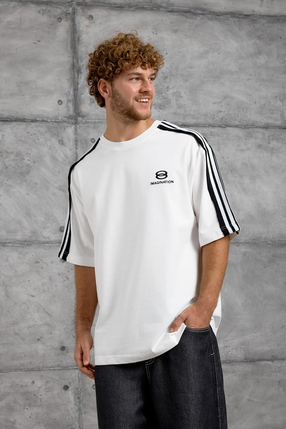 Beyaz OMUZDA ŞERİT OVERSIZE TSHIRT