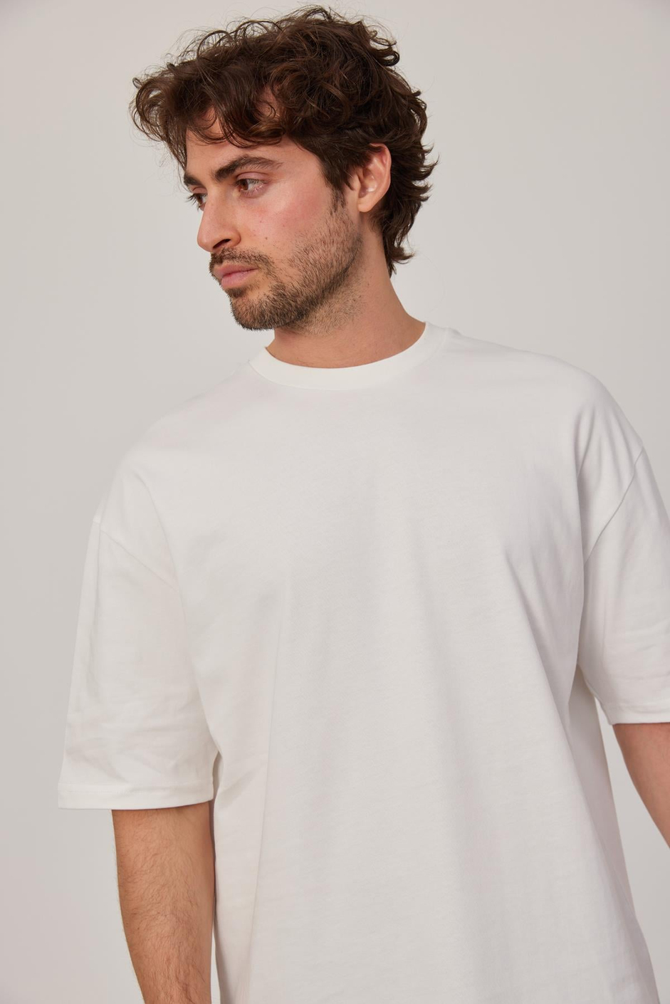 Beyaz Oversize Basic Tshirt