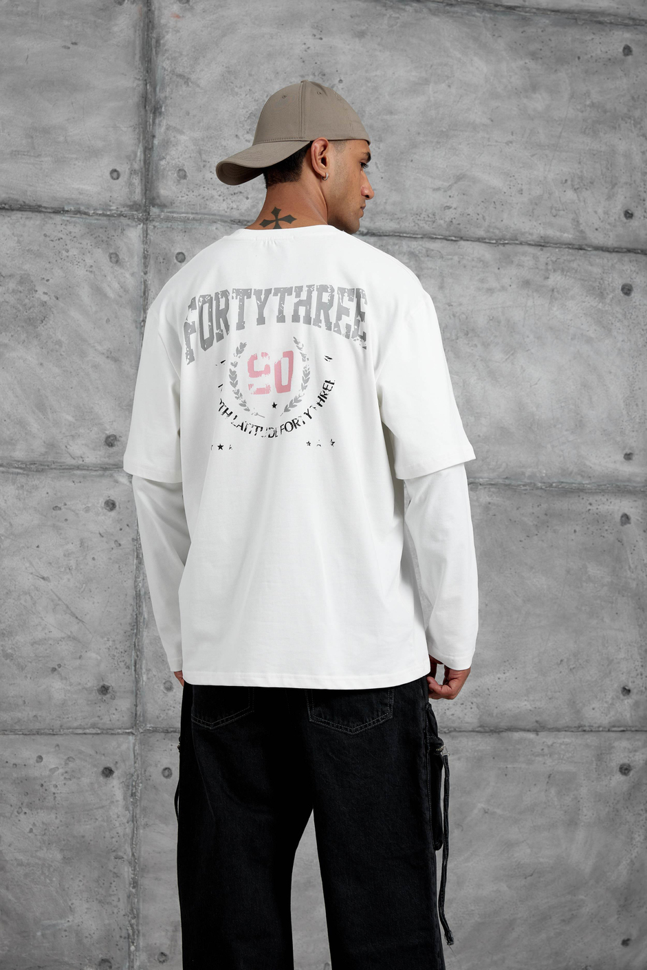 Beyaz Sayı Baskılı Oversize Kolu Parçalı Tasarım Sweatshirt
