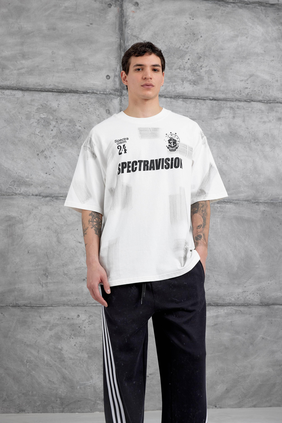 Beyaz SPECTRAVİSİON DETAYLI OVERSİZE TSHIRT