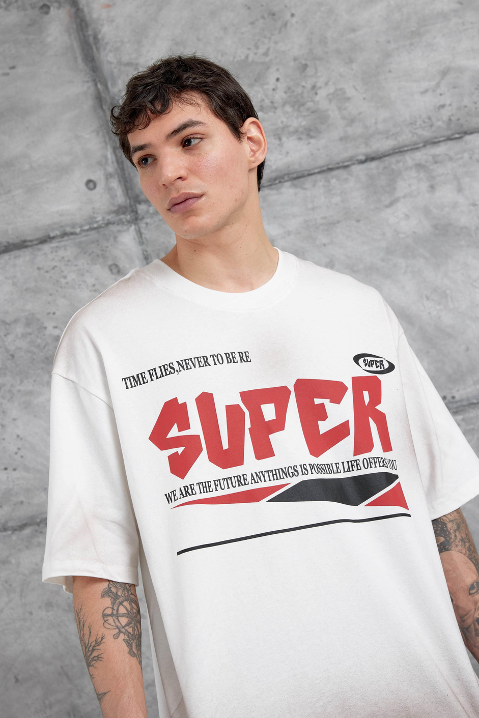 Beyaz Super Yazılı Oversize Tshirt