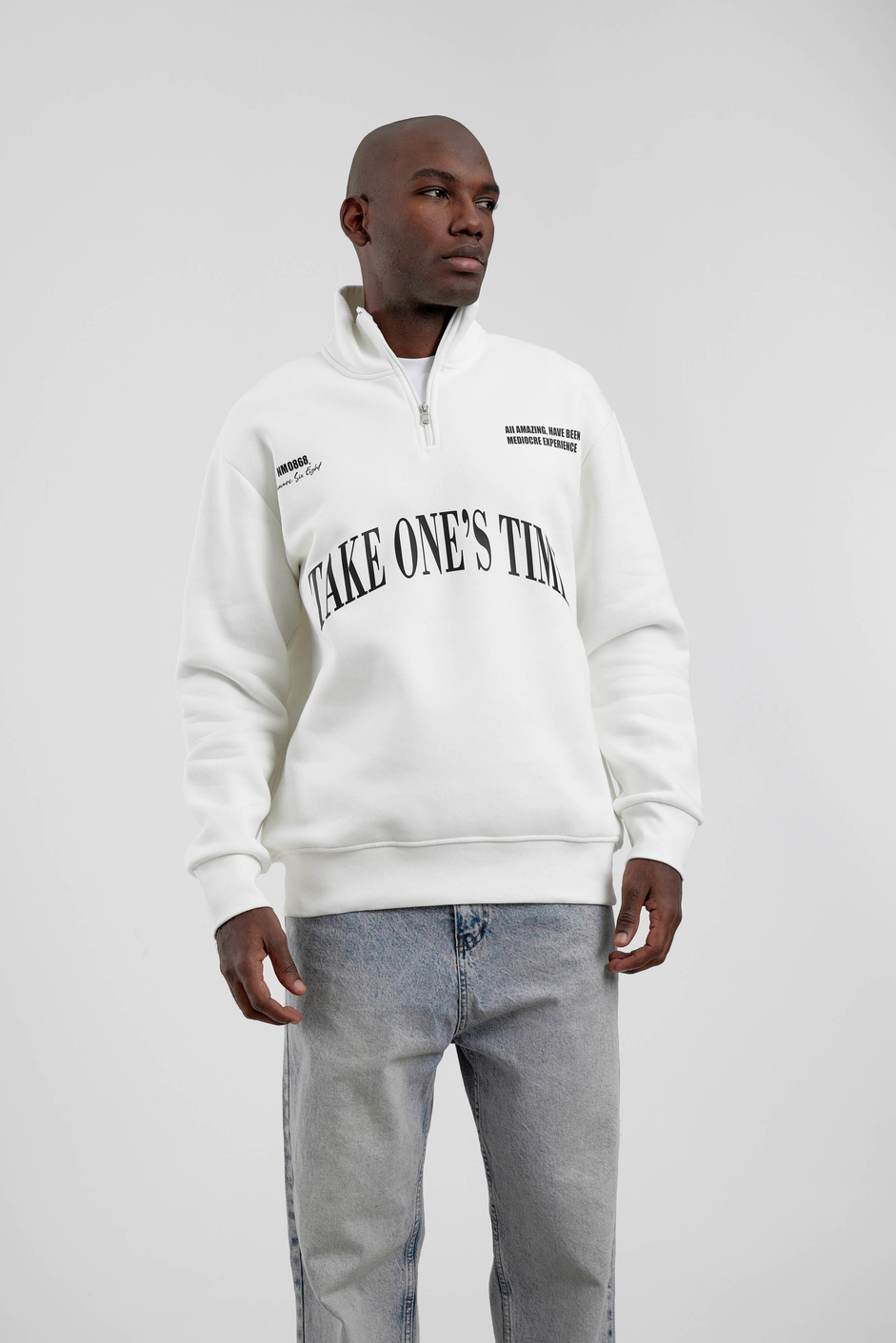 Beyaz Take One's Time Yazılı Yarım Fermuarlı Sweatshirt