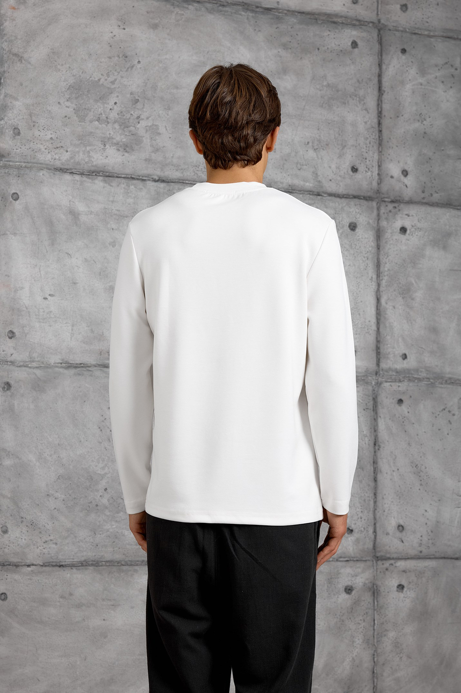 Beyaz UZUN KOLLU OYSHO KUMAŞ SWEATSHIRT