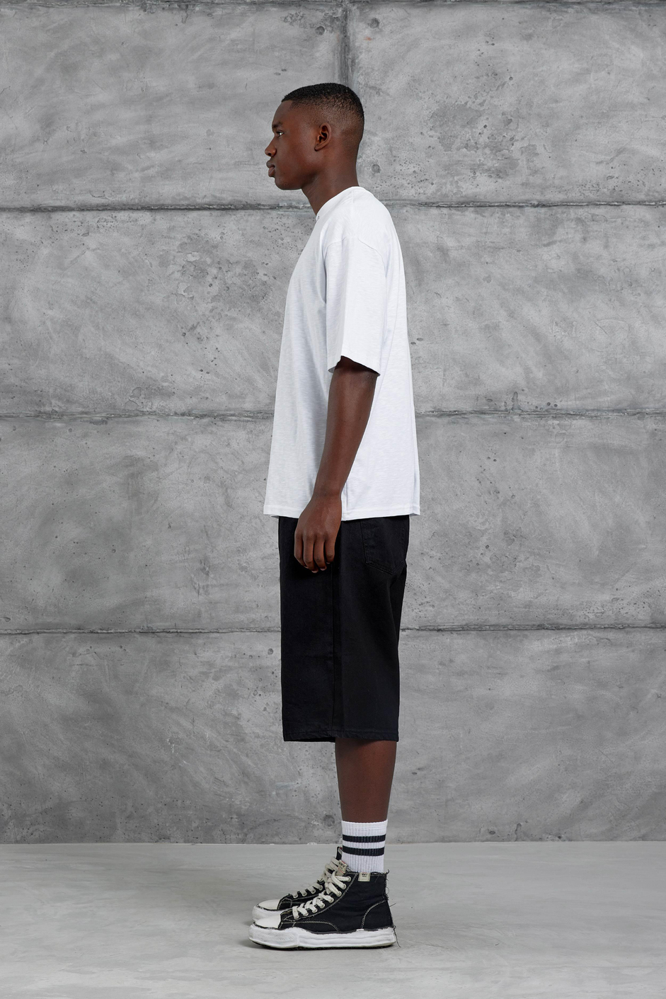 Beyaz Yakada Rakam Baskılı Oversize Tshirt