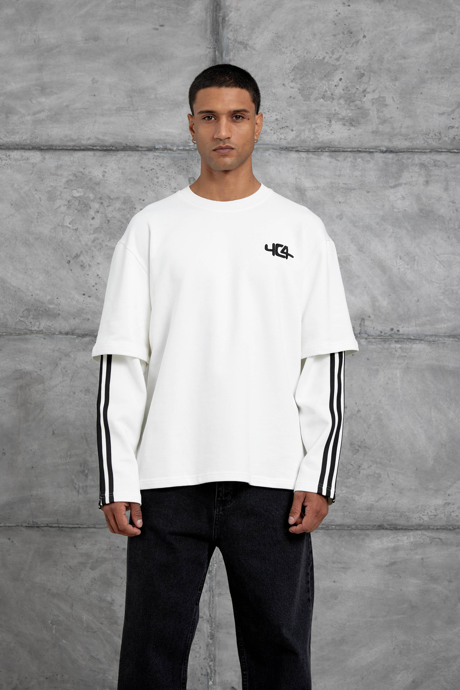 Beyaz Yc4 Oversize Kolu Parçalı  Şerit Detaylı Minimal Tasarım Sweatshirt