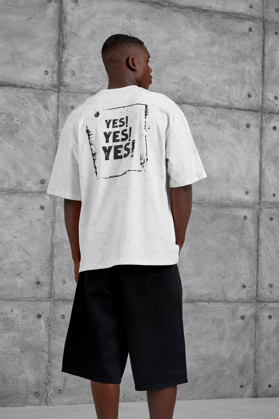 Beyaz Yes Yazılı Oversize Tshirt