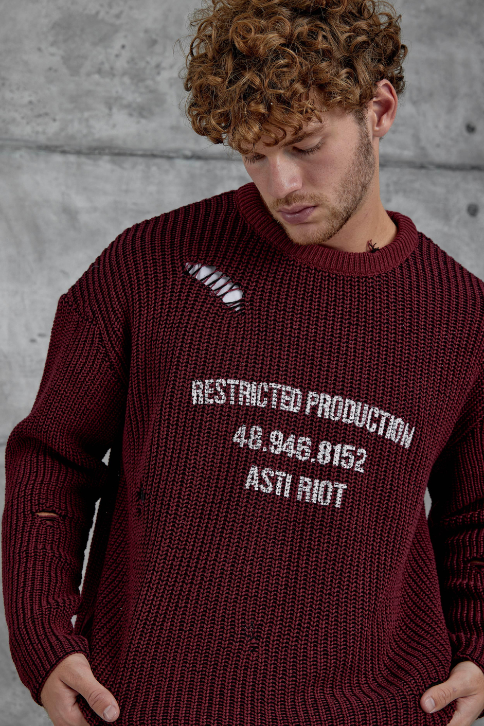 Bordo Nmrc Yırtık Detaylı Oversize Triko