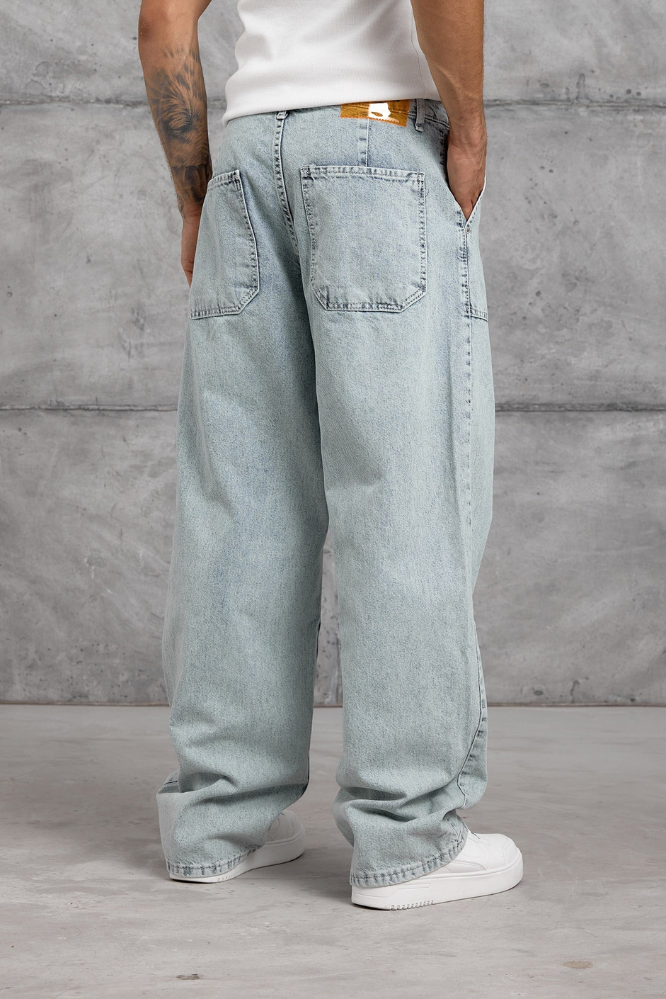 Buz Mavisi KARE CEP TAŞLAMALI BAGGY JEAN