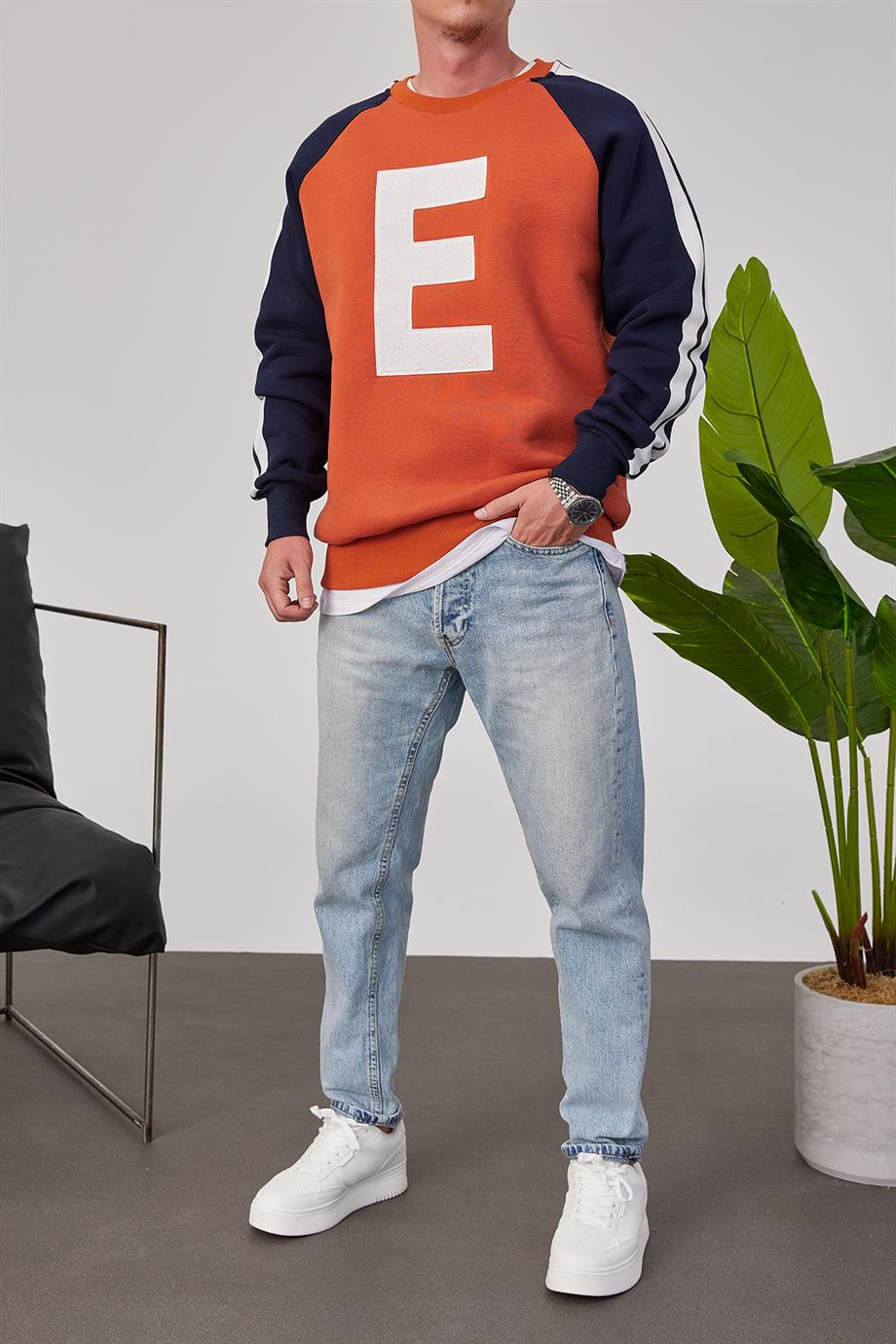 E Harf Baskılı Kiremit Sweatshirt