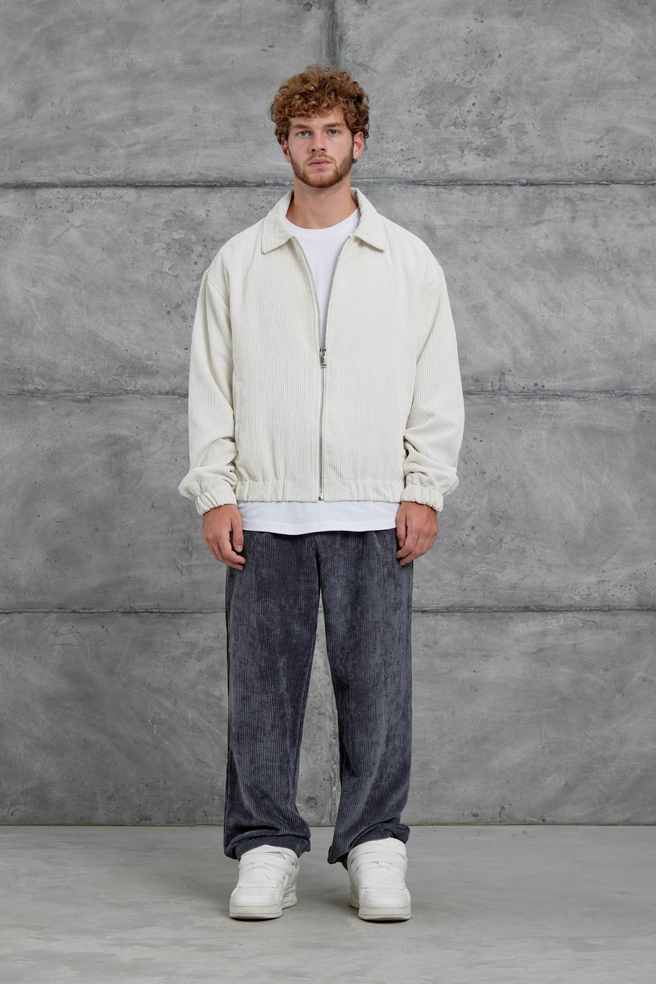 Ekru Beyaz 251 Kadife Kumaş Oversize Ceket