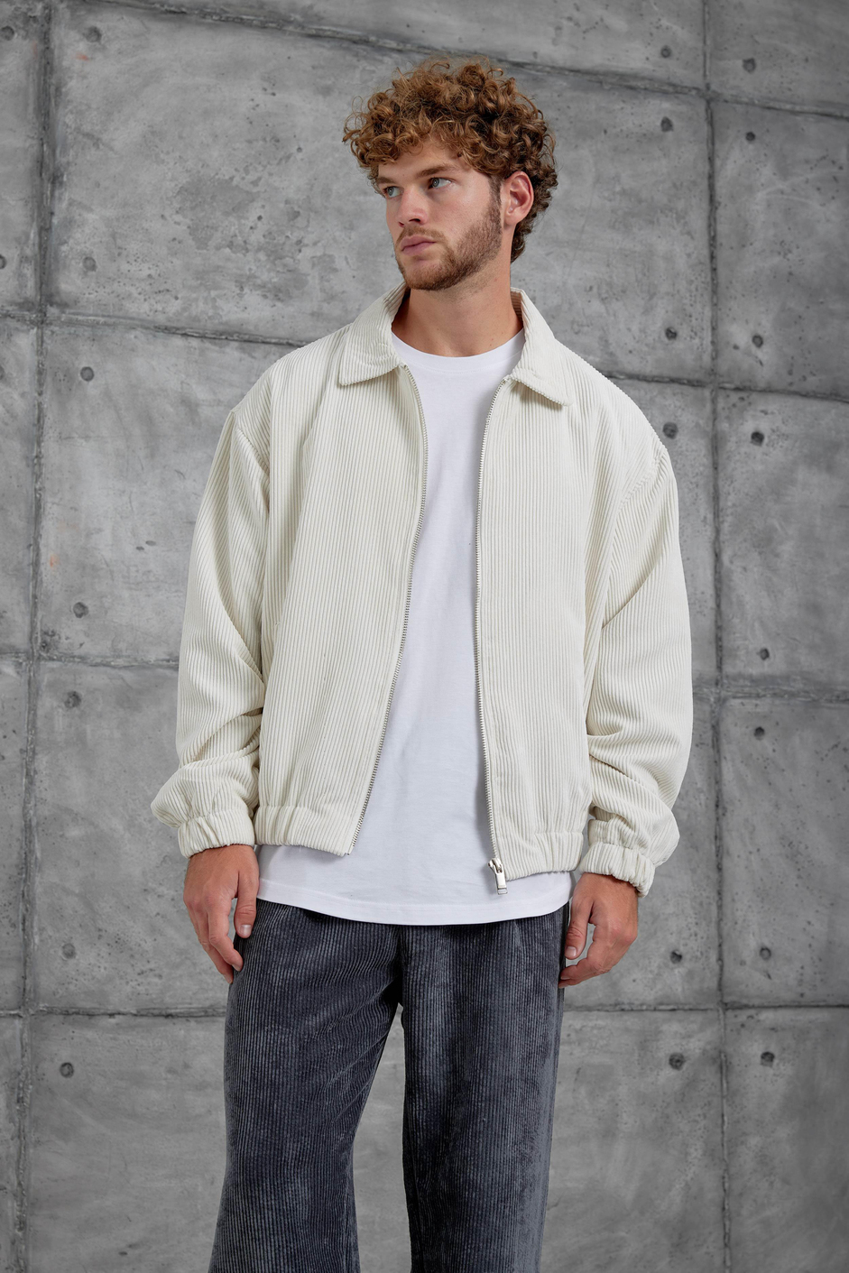 Ekru Beyaz 251 Kadife Kumaş Oversize Ceket