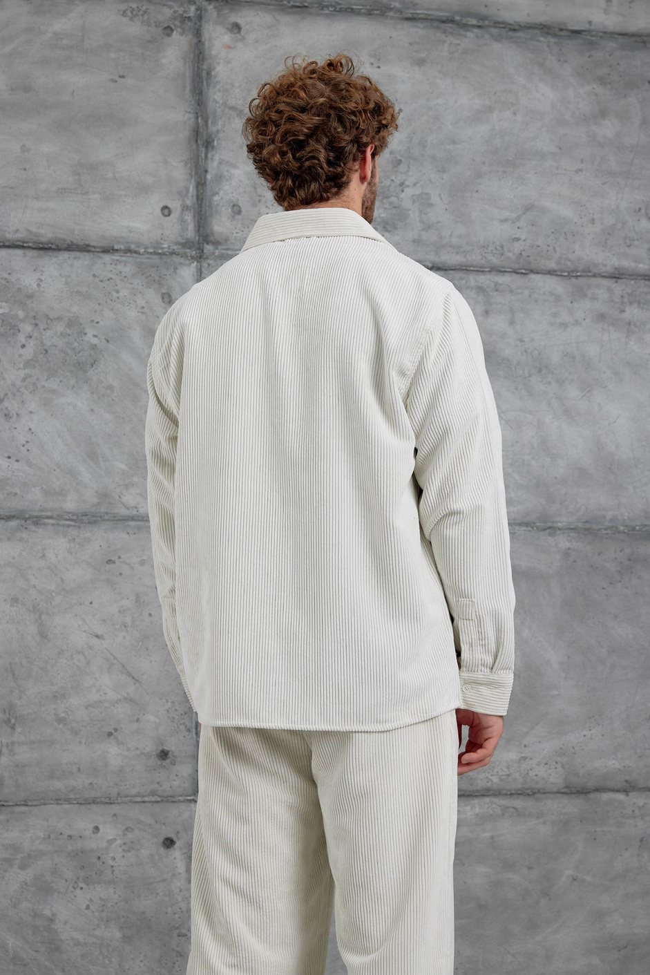 Ekru Beyaz 251 Kadife Oversize Gömlek ve Pantalon Takım