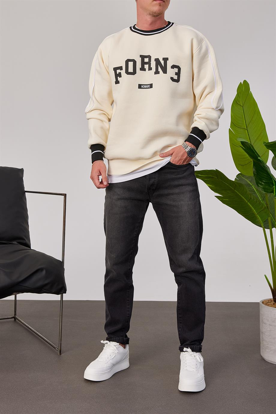 Forn3 Krem Sweatshirt