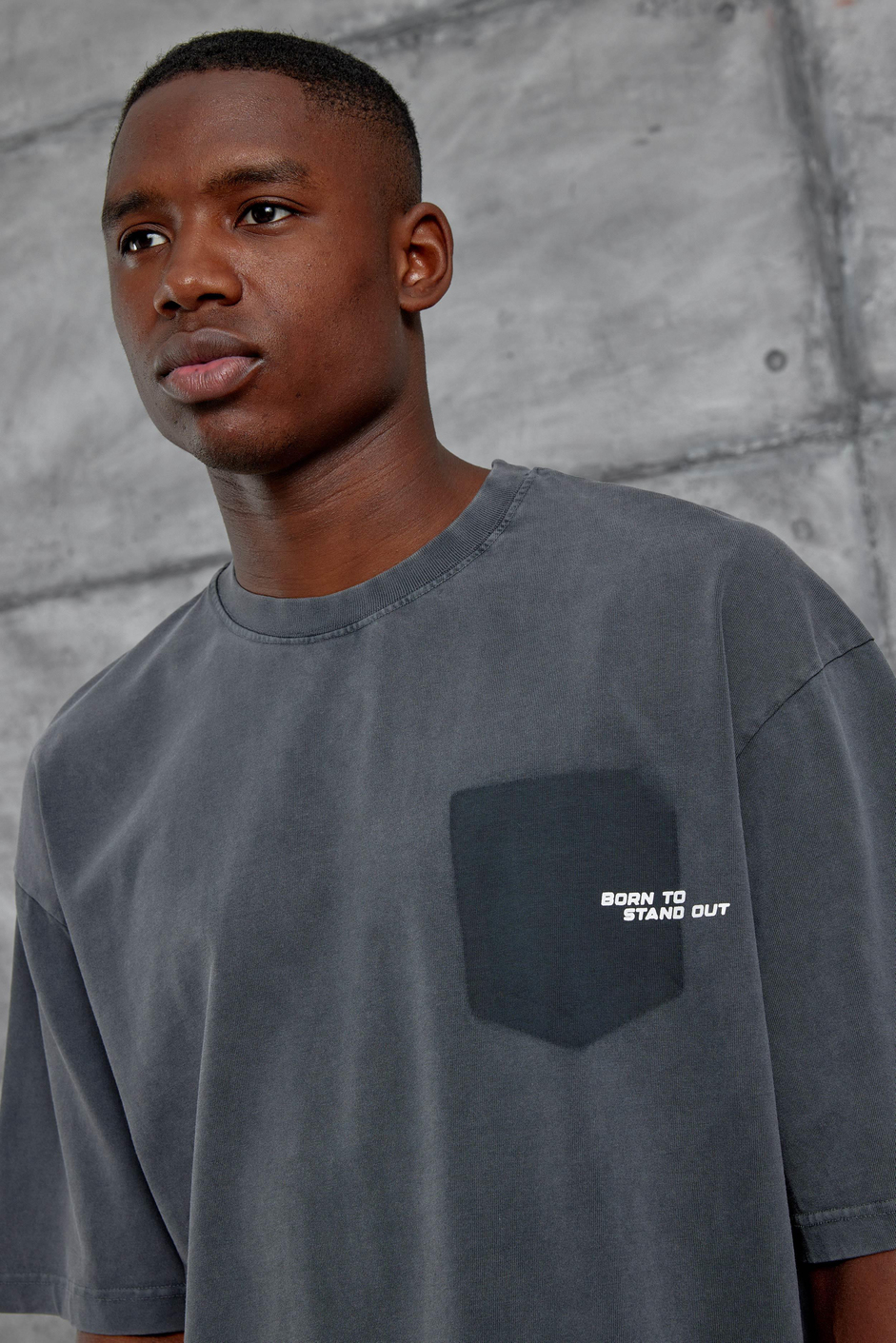 Füme Born To Stand Out Yazılı Yıkamalı Oversize Tshirt