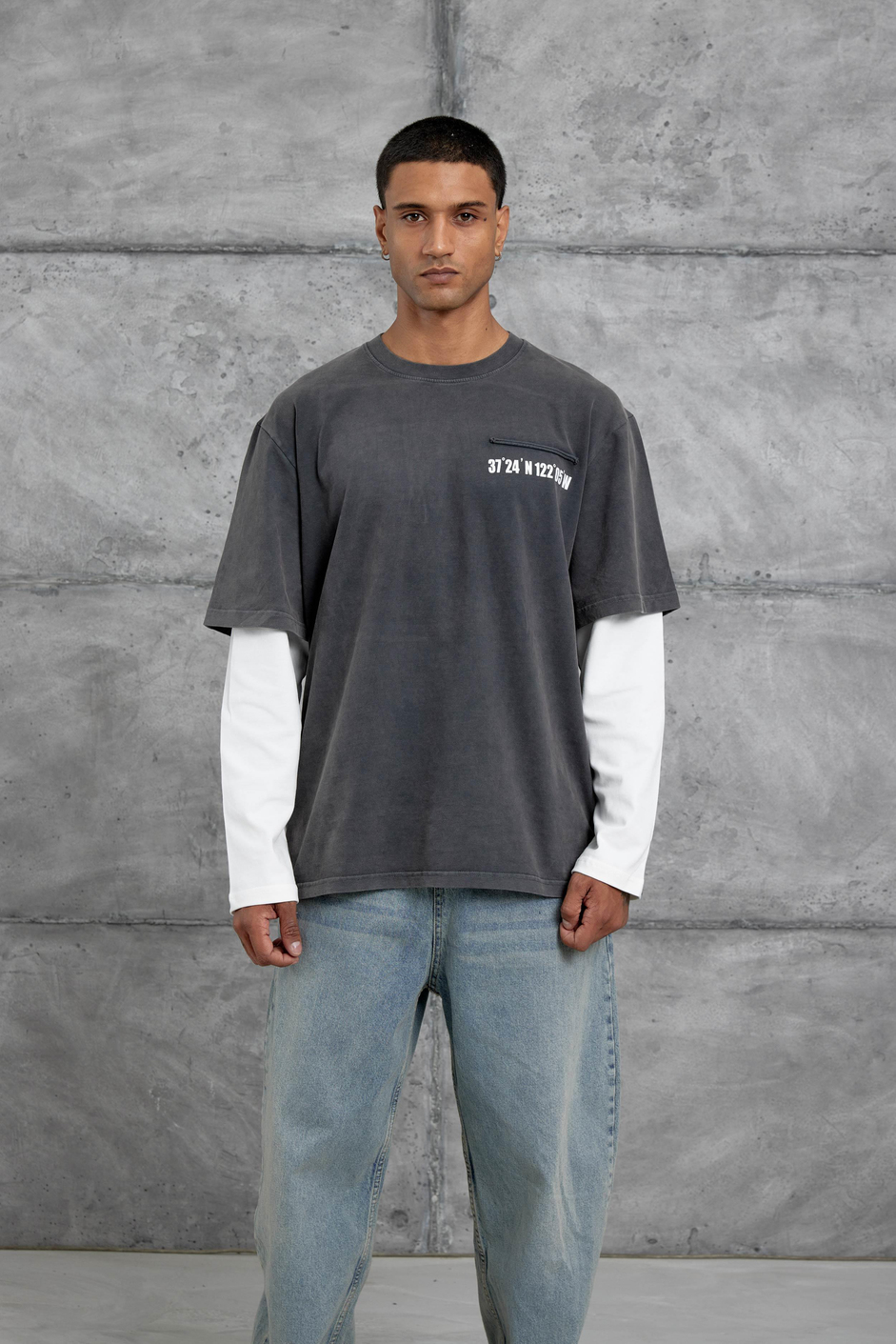 Füme Cep Rakam Detaylı Oversize Kolu Parçalı Tasarım Sweatshirt