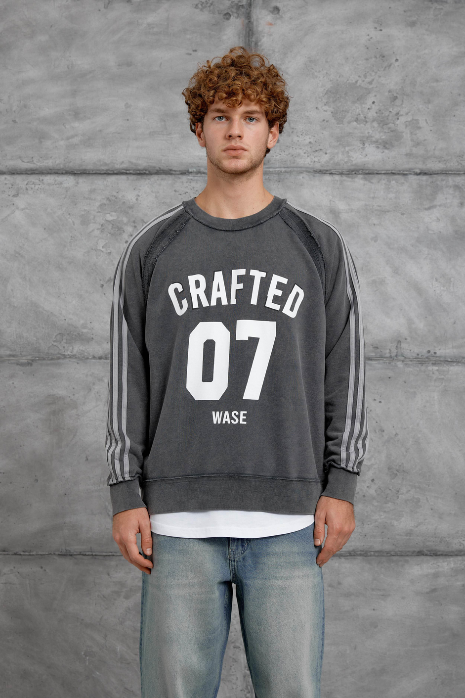 Füme CRAFTED BASKILI YIKAMALI  SWEATSHIRT