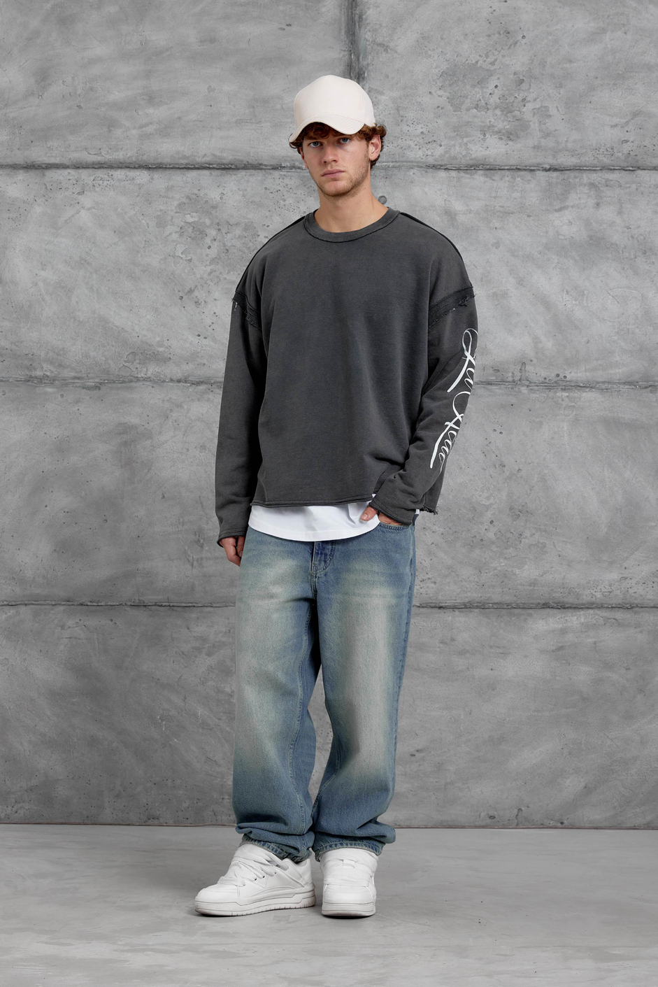 Füme KOLU PARÇA DETAYLI YIKAMALI OVERSİZE SWEATSHİRT