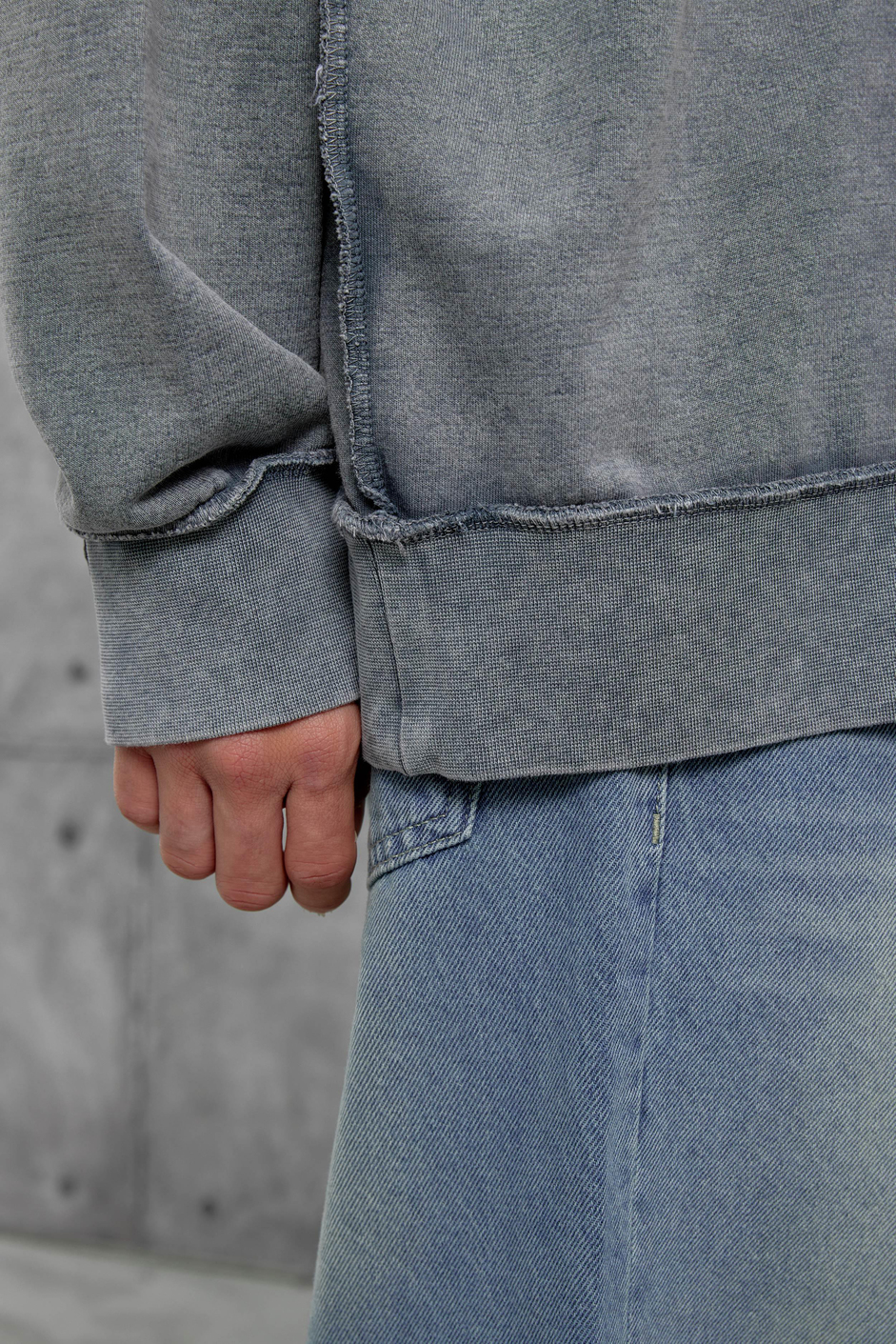 Füme RAW BASKILI OVERSİZE SWEATSHIRT