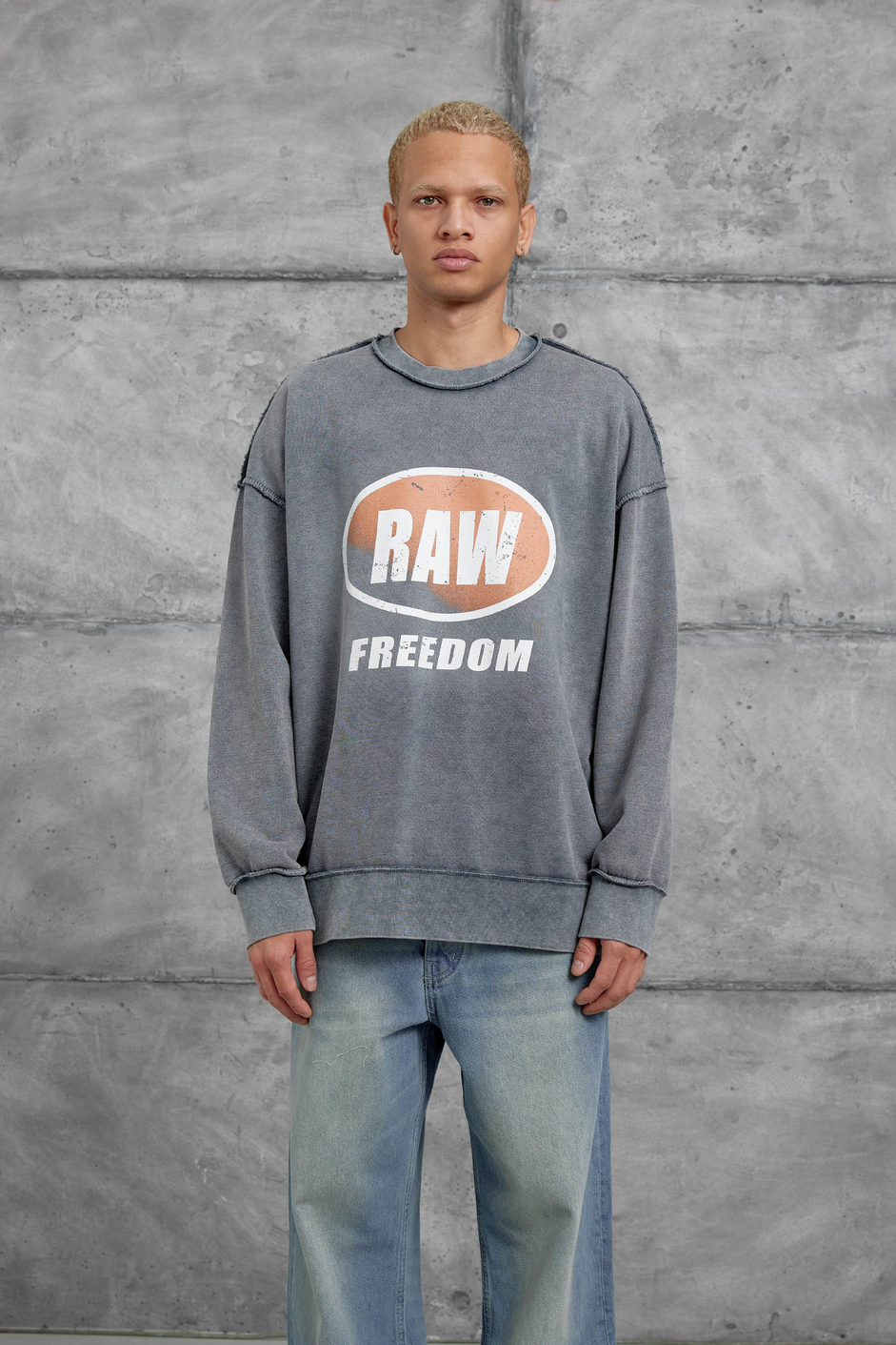 Füme RAW BASKILI OVERSİZE SWEATSHIRT