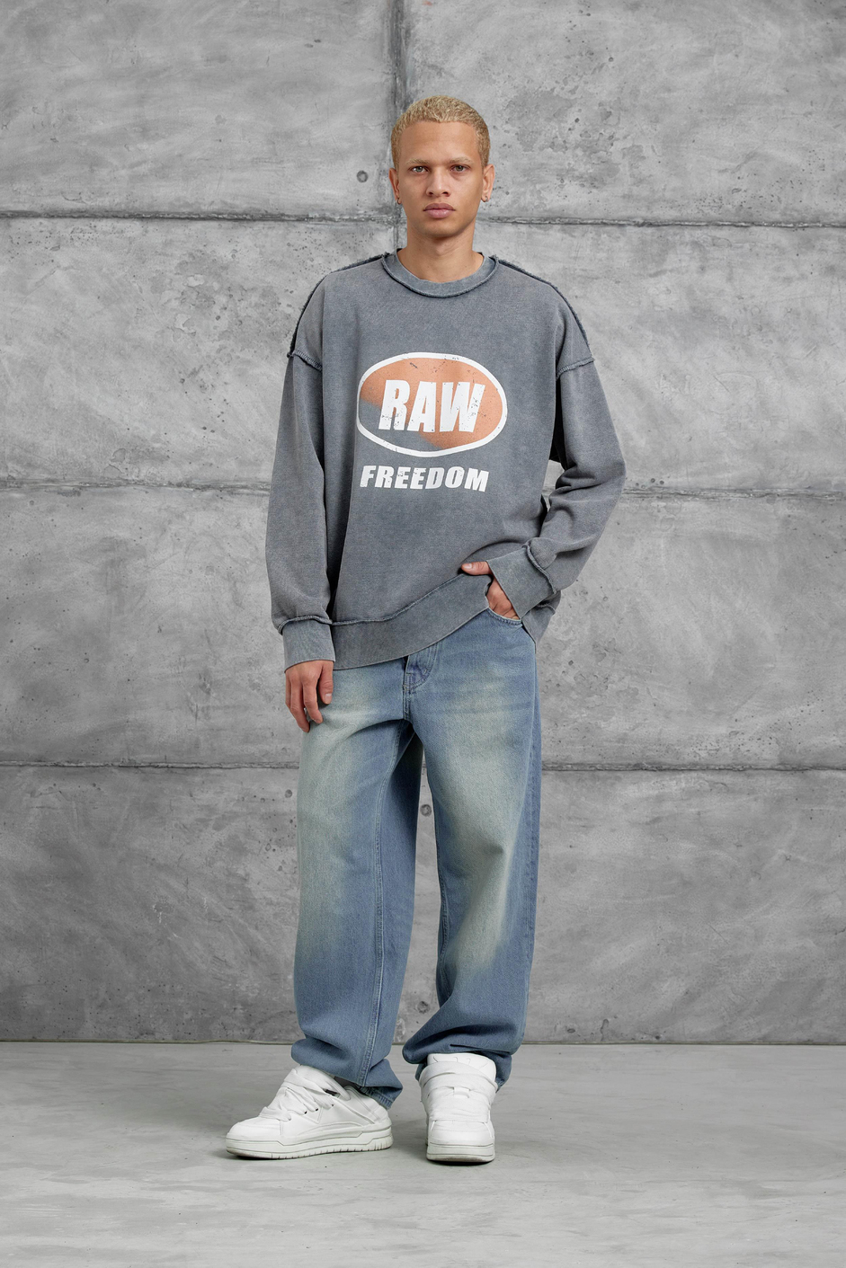 Füme RAW BASKILI OVERSİZE SWEATSHIRT