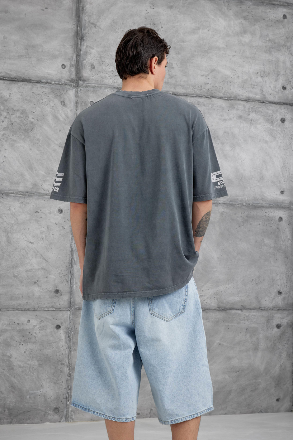Füme Remember Yazılı Yakımalı Oversize Tshirt