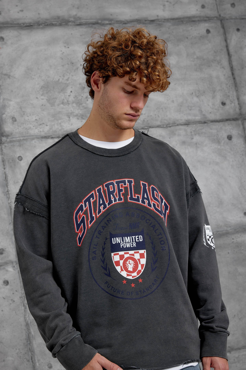 Füme STARFLASH BASKILI DİKİŞ DETAYLI SWEATSHİRT