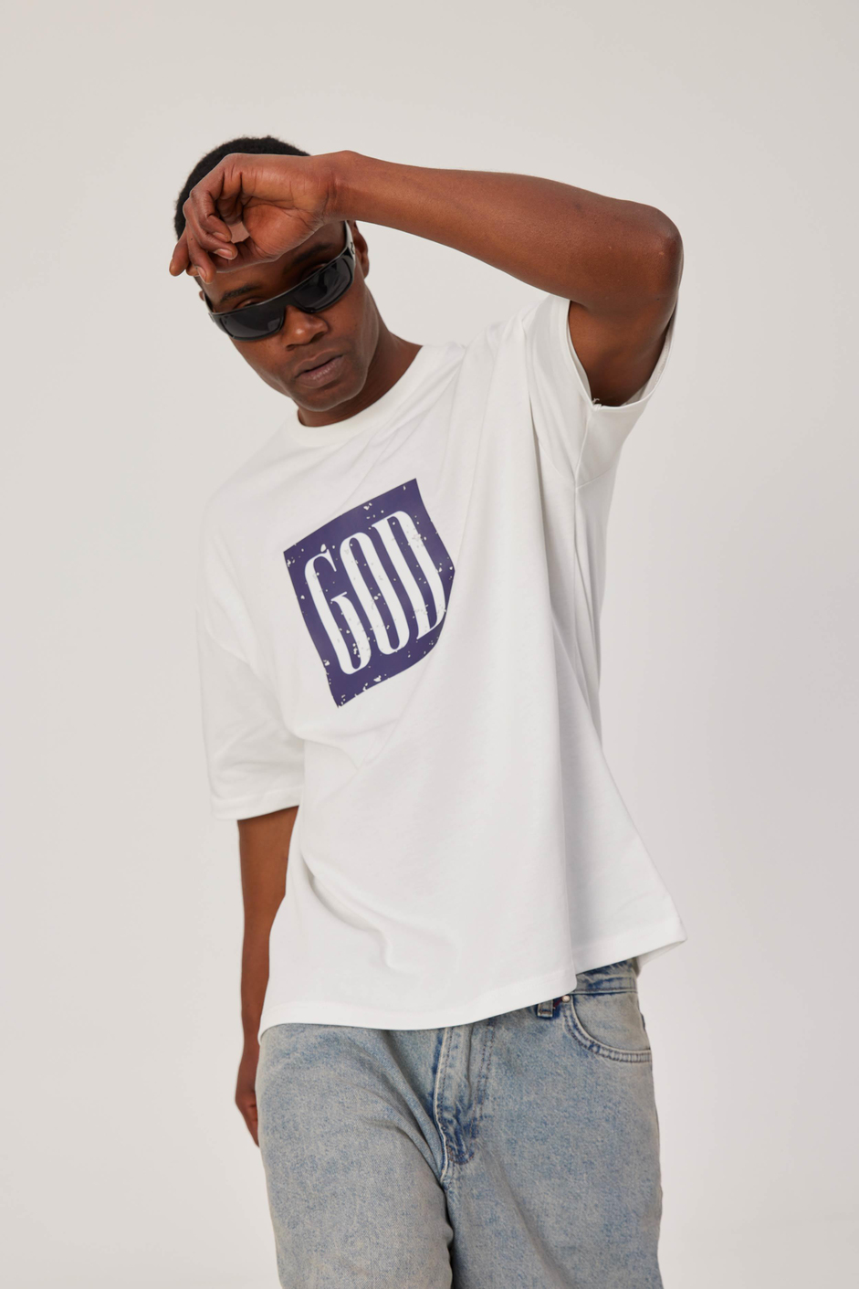 God Yazılı Beyaz Tshirt